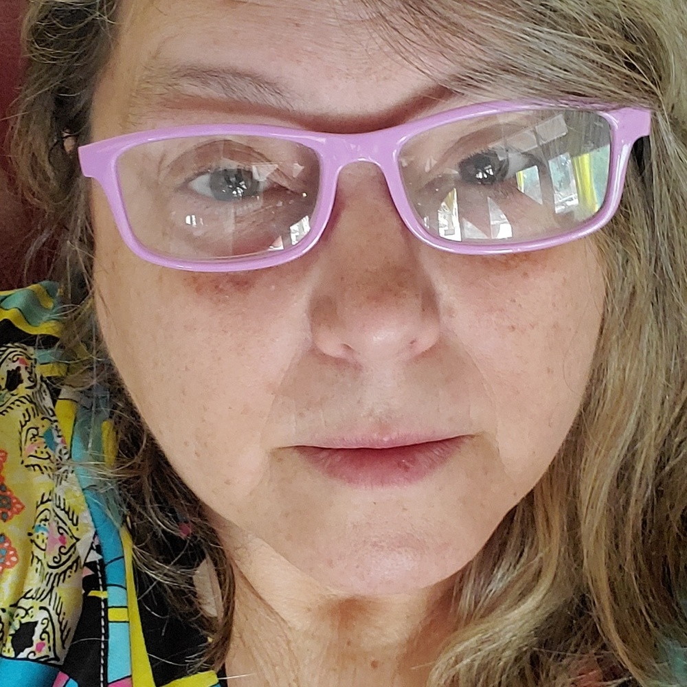 Meet your Posher, Veronica